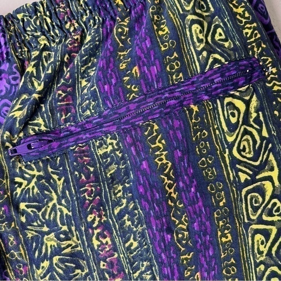 VINTAGE Cool Print Winners Swim Trunks - Picture 3 of 6